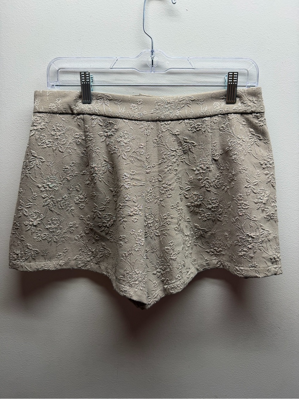 Free People Neutral Embroidered Shorts-Size 4 - Picture 2 of 5